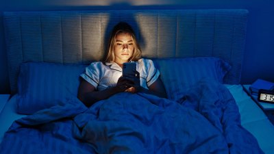 Защо се будя посред нощ? 8 причини за безсъние и техники за справяне