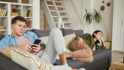 Как апатията руши връзката