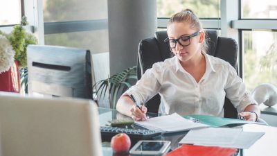 4 начина, по които продължителното седене ни вреди