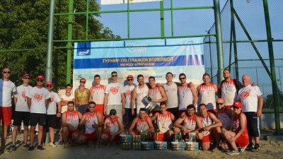 Евгени Иванов – Пушката се включи в плажния волейболен турнир на Holiday Heroes