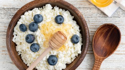 6 причини да хапваме мед и извара в комбинация