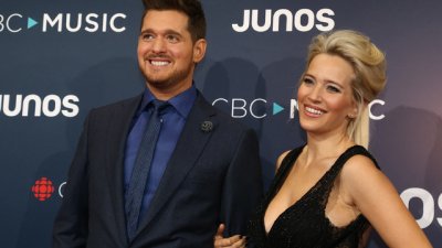 Майкъл Бубле стана баща за трети път