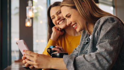 5 двойки зодии, които могат да са големи приятели