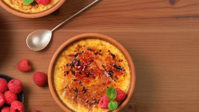 Крем брюле с малини, маскарпоне и шоколад