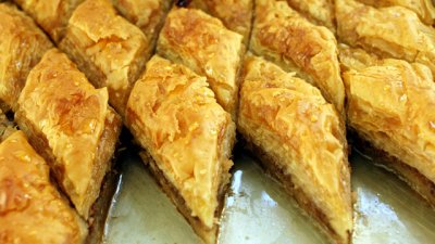 Класическа новогодишна баклава 