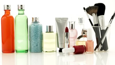 Алкохол в козметиката? Не!