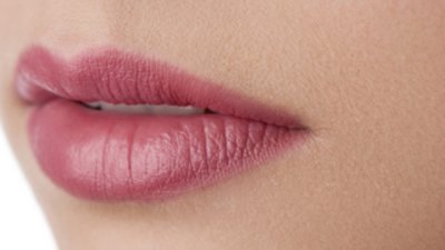 Как да се сдобием с естествено розови устни?