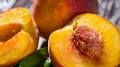 Защо да ядете праскови по-често?