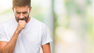 Безопасно ли е да преглъщате храчка?