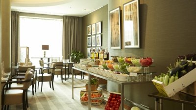 Великден за семейство и приятели в Хилтън София