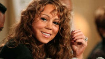 Маникюр с лака на Марая Кери