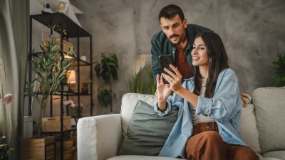 Двойки, за които тези поведения са нормални, са в нефункционална връзка