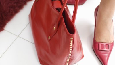 Задължителна козметика за дамската чанта