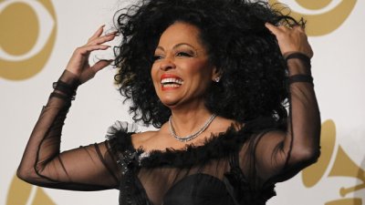 Без голи гърди на сцената на наградите „Грами“