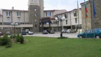 Къде празнува VIP жената?