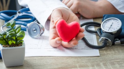 Когато температурите падат, рискът за сърцето се увеличава. Как да се предпазим още от есента