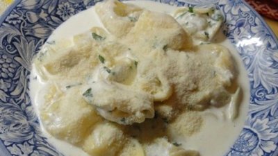 Равиоли със сметана и пармезан