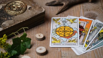 Таро хороскоп за почивните дни (19 и 20 юли)