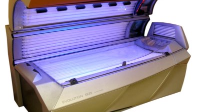 Персоналът на солариумите ще бъде контролиран от европейски стандарт