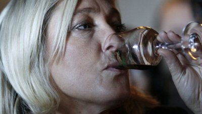 Чаша вино – помага или пречи на здравето