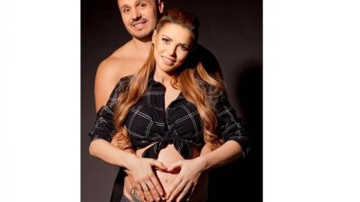 Певицата Магда роди момиченце