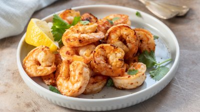 Печени скариди с чесън и масло 