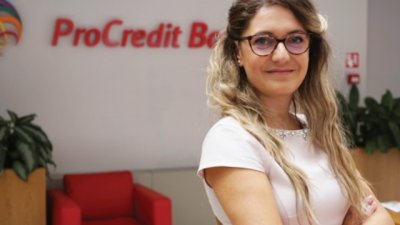 Женя Костадинова за модерните банки