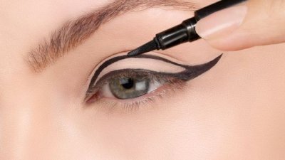 Как да си направим сами очна линия?