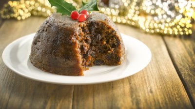 Коледен кейк-пудинг с моркови и ябълки 