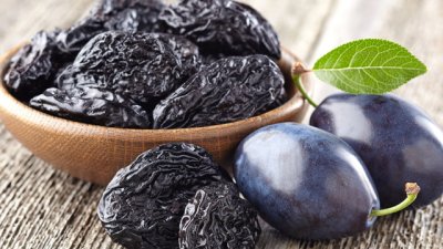 Защо да включите сини сливи в диетата си