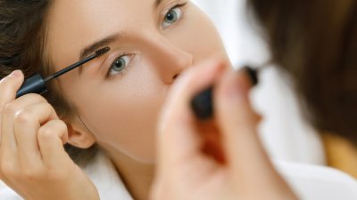 Кокосово масло за здрави мигли