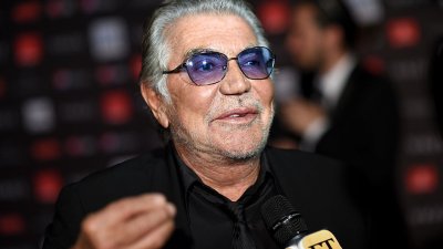 Почина италианският моден дизайнер Роберто Кавали