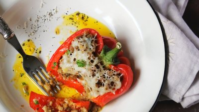 Пълнени чушки по гръцка рецепта