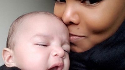 Джанет Джексън показа сина си за пръв път