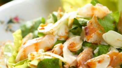 Витаминозна салата с риба