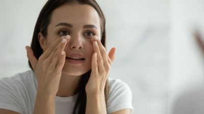 Храни, витамини и минерали срещу тъмни кръгове под очите