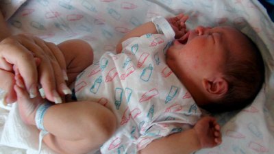 Вече има и пелени за недоносени бебета 