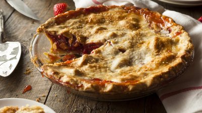 Лесен пай с ягоди и канела 