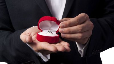 Изобщо не сте длъжни да се омъжвате! 