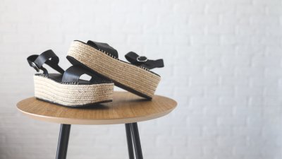 Кои модели сандали са хит това лято?