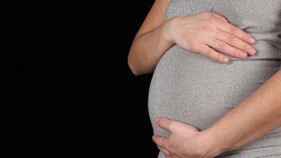 Недостатъчно тегло при бременност – вредно като напълняването?