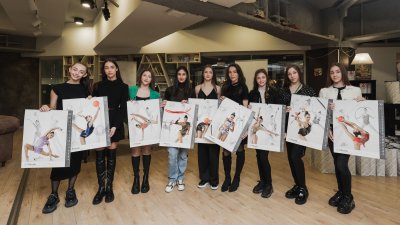 Fibank представи календара за 2025 г., в който Боряна Калейн участва за последен път