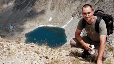 Да помогнем на Иван да пребори левкемията