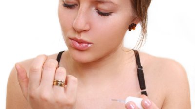 Какво говорят ноктите за здравето ни?