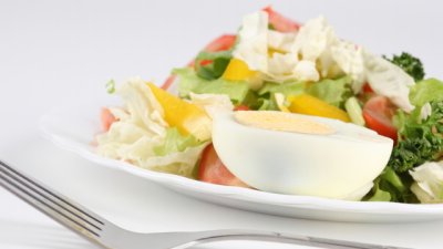 Салата с риба тон