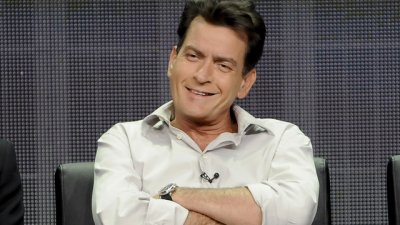 Чарли Шийн призна официално, че има СПИН