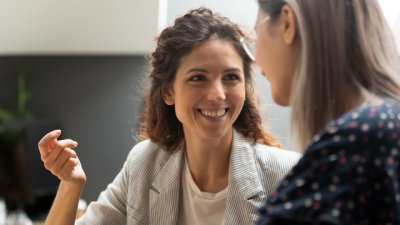 Трикове, с които да разберете дали някой ви казва истината 