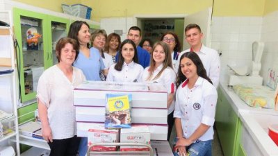 Болници в четири града получиха оборудване, закупено от деца