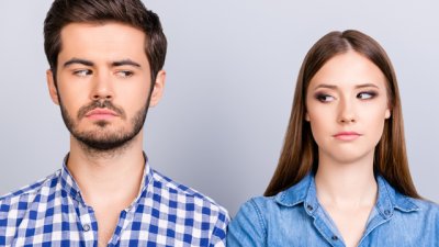 Ако забележите тези неща в партньора си, той ви лъже 