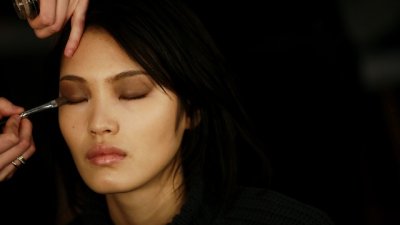 Модерен грим за пролет 2013 – почти невидим